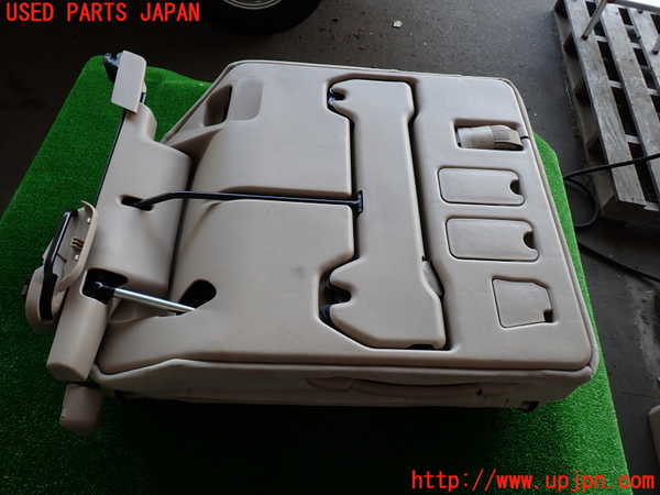 5UPJ-28017235]ランクル100系(UZJ100W)右3列目シート 中古_m0005.jpg