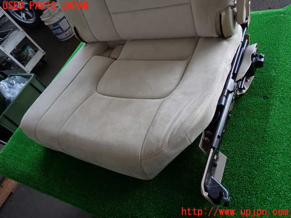 5UPJ-28017265]ランクル100系(UZJ100W)左3列目シート 中古_m0002.jpg