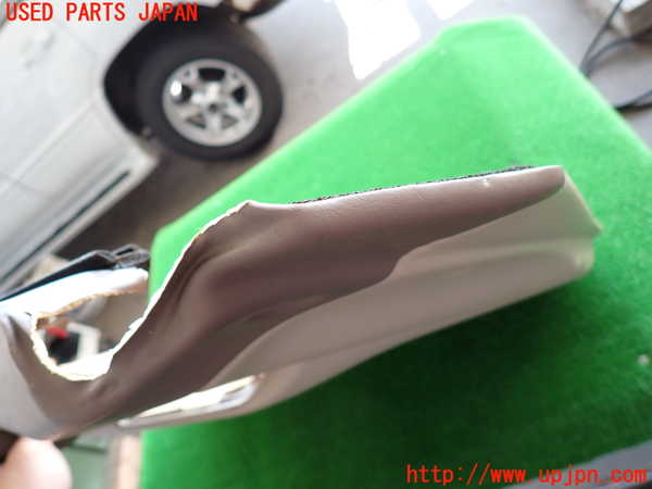 2UPJ-28011264]ランクル100系(UZJ100W)左前ドア内張り 中古_m0004.jpg