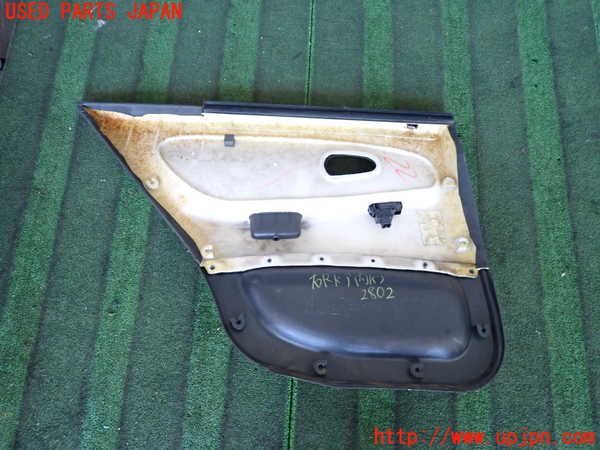 5UPJ-28021294]ランエボ(CE9A)右後ドア内張り 中古_m0004.jpg