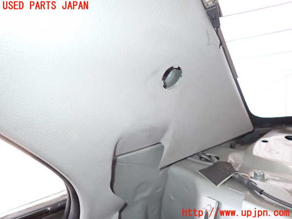 2UPJ-28027675]ランエボ(CE9A)右リアピラートリム 中古_m0002.jpg