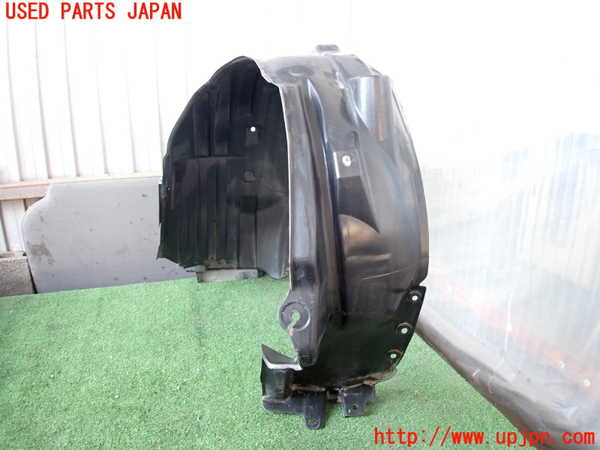 2UPJ-28031090]８６(BRZ)(ZN6)右前フェンダーライナー 中古_m0002.jpg