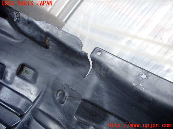 2UPJ-28031090]８６(BRZ)(ZN6)右前フェンダーライナー 中古_m0004.jpg