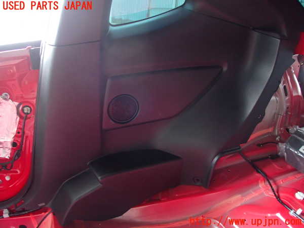 2UPJ-28037675]８６(BRZ)(ZN6)右リアピラートリム 中古_m0002.jpg