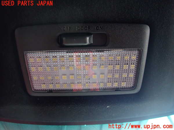 2UPJ-28036411]８６(BRZ)(ZN6)ルームランプ1 (真中 1列目) 中古_m0001.jpg