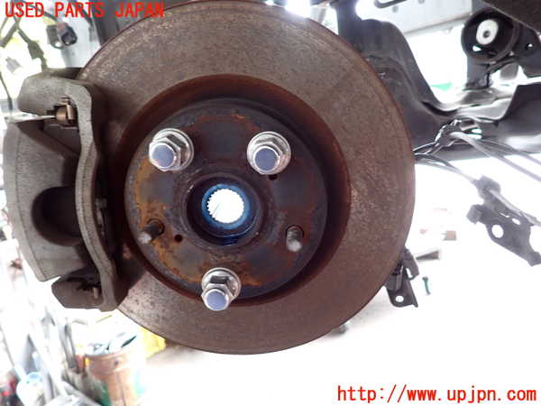 2UPJ-28044295]ハリアー(ZSU60W)左フロントナックルハブ 中古_m0001.jpg