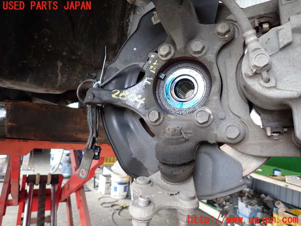 2UPJ-28044295]ハリアー(ZSU60W)左フロントナックルハブ 中古_m0002.jpg