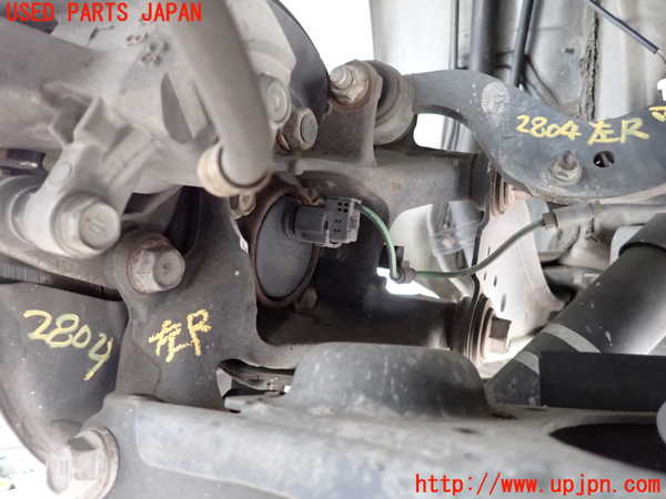 2UPJ-28044305]ハリアー(ZSU60W)左リアナックルハブ 中古_m0002.jpg
