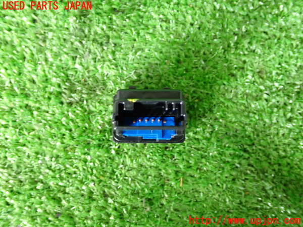 2UPJ-28046306]ハリアー(ZSU60W)スイッチ1 (トラクションコントロールOFF) 中古_m0003.jpg