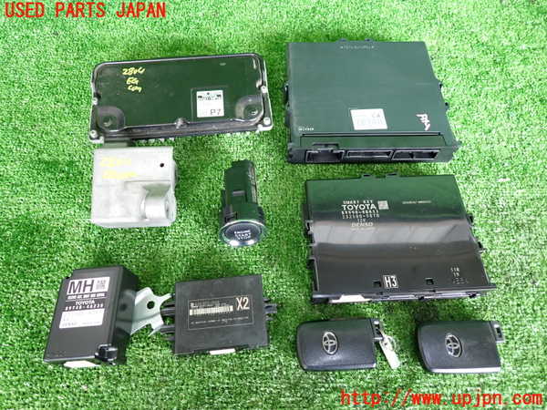 2UPJ-28046110]ハリアー(ZSU60W)エンジンコンピューター 中古_m0001.jpg