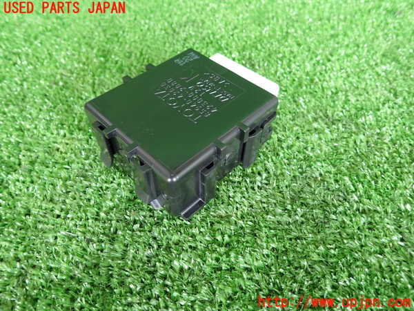 2UPJ-28046148]ハリアー(ZSU60W)コンピューター3 中古_m0001.jpg