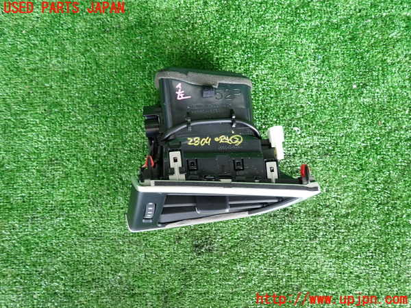 2UPJ-28047527]ハリアー(ZSU60W)エアコン吹き出し口2 (左) 中古_m0002.jpg