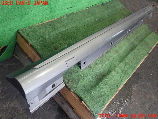 2UPJ-28051390]ベンツ CLA180 シューティングブレーク(117942)右サイドステップ 中古_m0003.jpg