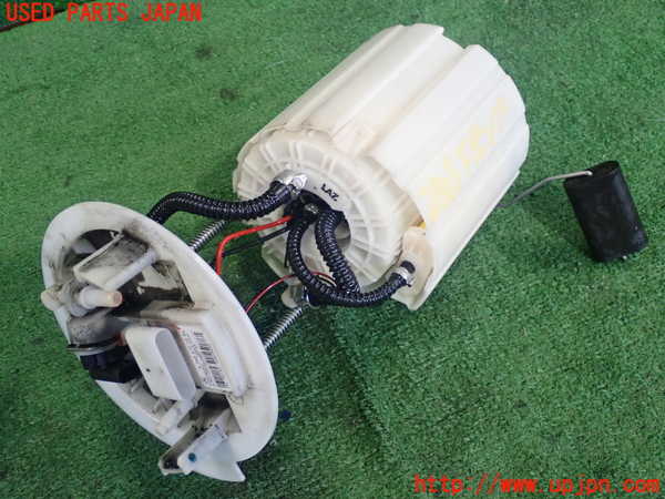 2UPJ-28052510]ベンツ CLA180 シューティングブレーク(117942)燃料ポンプ 中古_m0001.jpg