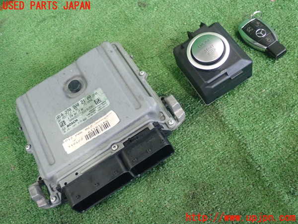 2UPJ-28056110]ベンツ CLA180 シューティングブレーク(117942)エンジンコンピューター 中古_m0001.jpg