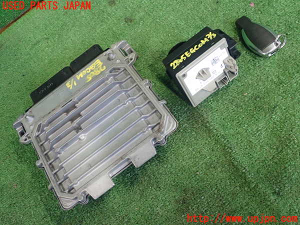 2UPJ-28056110]ベンツ CLA180 シューティングブレーク(117942)エンジンコンピューター 中古_m0002.jpg