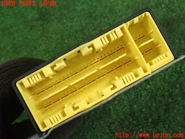 2UPJ-28056145]ベンツ CLA180 シューティングブレーク(117942)エアバッグコンピューター 中古_m0004.jpg