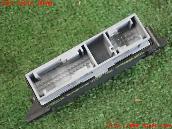 2UPJ-28056147]ベンツ CLA180 シューティングブレーク(117942)コンピューター2 (A 000 900 3210) 中古_m0004.jpg
