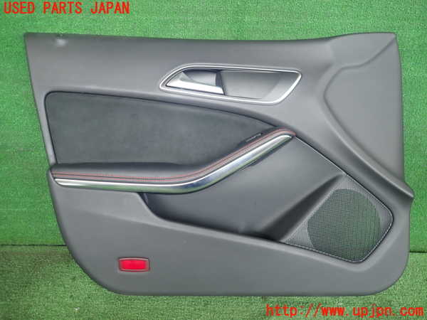 2UPJ-28051264]ベンツ CLA180 シューティングブレーク(117942)左前ドア内張り 中古_m0001.jpg