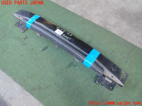 5UPJ-28061014]VW ニュービートルカブリオレ(1YAZJ)フロントバンパーホースメント 中古_m0002.jpg