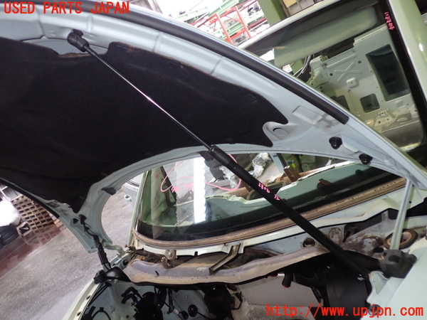 2UPJ-28061068]VW ニュービートルカブリオレ(1YAZJ)ボンネットダンパー 中古_m0001.jpg