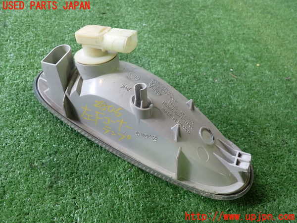 2UPJ-28061152]VW ニュービートルカブリオレ(1YAZJ)左コーナーランプ 中古_m0002.jpg