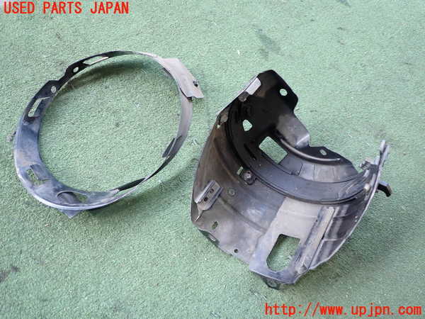 5UPJ-28061140]VW ニュービートルカブリオレ(1YAZJ)右ヘッドライトリム 中古_m0001.jpg