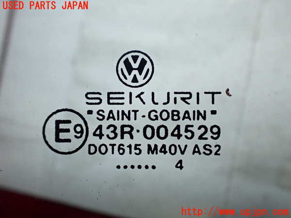 2UPJ-28061382]VW ニュービートルカブリオレ(1YAZJ)左クォーターガラス (43R-004529) 中古_m0002.jpg