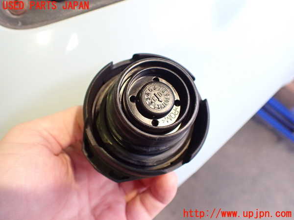 2UPJ-28061690]VW ニュービートルカブリオレ(1YAZJ)フューエルリッド 中古_m0003.jpg