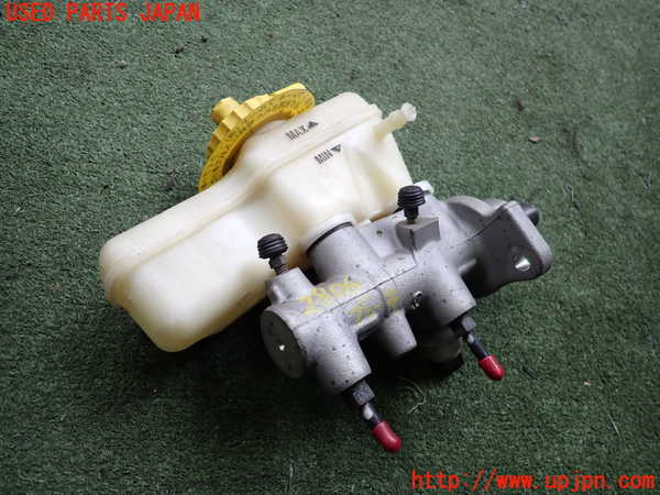 2UPJ-28064050]VW ニュービートルカブリオレ(1YAZJ)ブレーキマスターシリンダー 中古_m0001.jpg