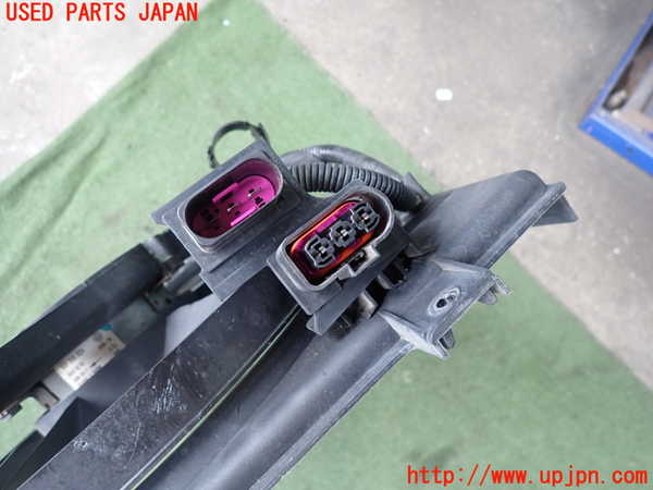 2UPJ-28066836]VW ニュービートルカブリオレ(1YAZJ)電動ファン1 中古_m0002.jpg