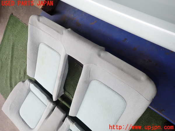 2UPJ-28067385]VW ニュービートルカブリオレ(1YAZJ)リアシート 中古_m0002.jpg