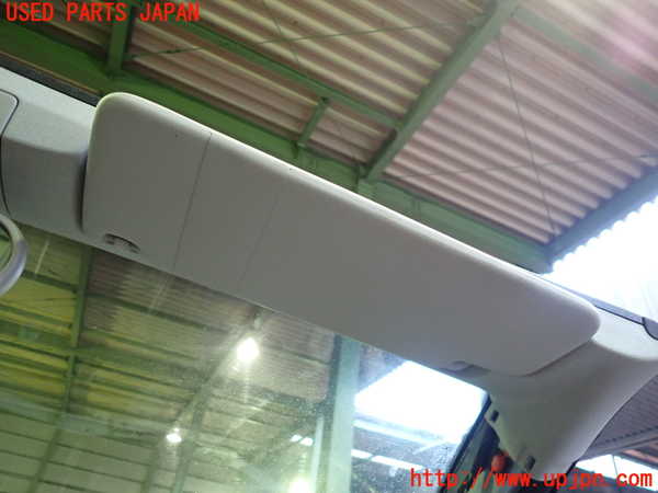 5UPJ-28067625]VW ニュービートルカブリオレ(1YAZJ)室内サンバイザー右側 中古_m0001.jpg