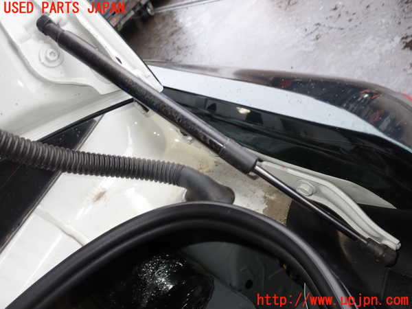 2UPJ-28071506]BMW M2 クーペ(2U30)(F87)トランクダンパー 中古_m0001.jpg