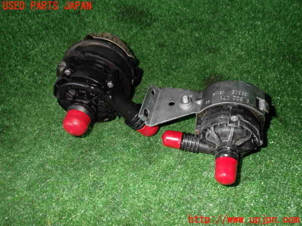 2UPJ-28072110]BMW M2 クーペ(2U30)(F87)ウォーターポンプ 中古_m0002.jpg