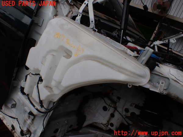 2UPJ-28076791]BMW M2 クーペ(2U30)(F87)ウォッシャータンク1 中古_m0002.jpg