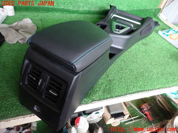 5UPJ-28077540]BMW M2 クーペ(2U30)(F87)センターコンソール 中古_m0001.jpg