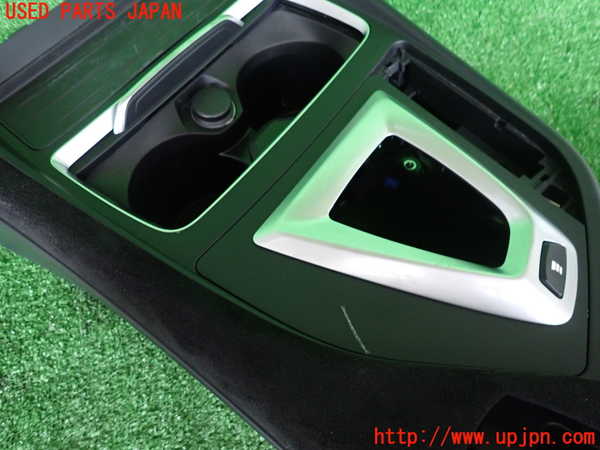 5UPJ-28077540]BMW M2 クーペ(2U30)(F87)センターコンソール 中古_m0004.jpg