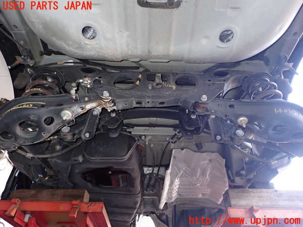 2UPJ-28085295]ハリアー(ZSU60W)リアメンバー 中古_m0001.jpg