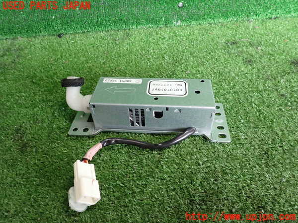 2UPJ-28086850]ハリアー(ZSU60W)空気清浄機 中古_m0001.jpg