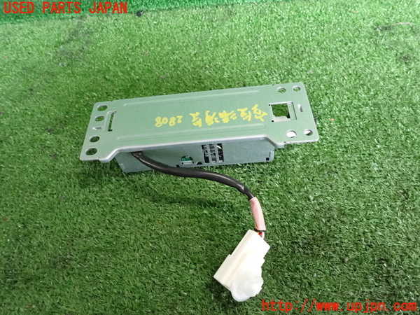 2UPJ-28086850]ハリアー(ZSU60W)空気清浄機 中古_m0003.jpg