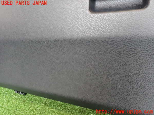2UPJ-28087516]ハリアー(ZSU60W)グローブボックス1 中古_m0002.jpg
