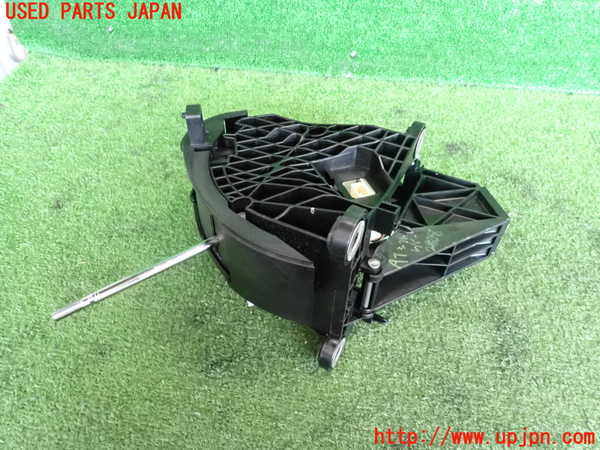 2UPJ-28087555]ハリアー(ZSU60W)ATシフトレバー 中古_m0001.jpg