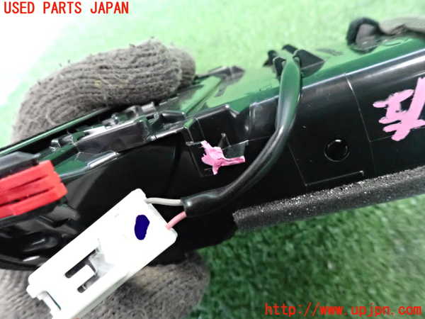 2UPJ-28087528]ハリアー(ZSU60W)エアコン吹き出し口3 (左) 中古_m0003.jpg
