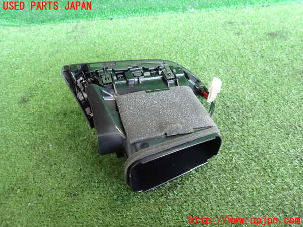 2UPJ-28087528]ハリアー(ZSU60W)エアコン吹き出し口3 (左) 中古_m0004.jpg