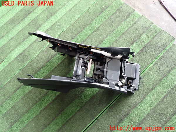 2UPJ-28087549]ハリアー(ZSU60W)コンソール 中古_m0005.jpg