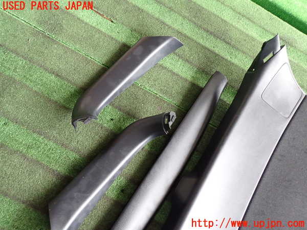 2UPJ-28081578]ハリアー(ZSU60W)バックドア内張り 中古_m0004.jpg