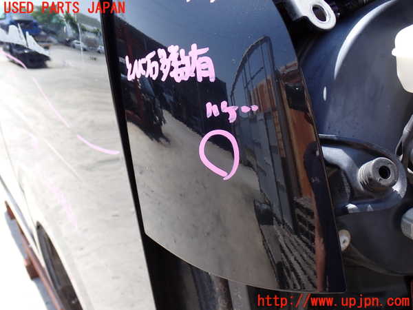 2UPJ-28091100]ハイエースバン200系(KDH201V)右前コーナーパネル 中古_m0002.jpg