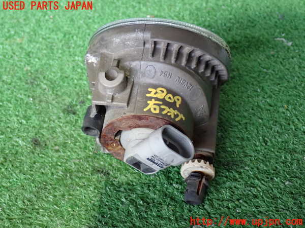 2UPJ-28091180]ハイエースバン200系(KDH201V)右フォグ 中古_m0003.jpg
