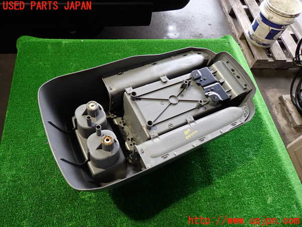 2UPJ-28097540]ハイエースバン200系(KDH201V)センターコンソール 中古_m0004.jpg